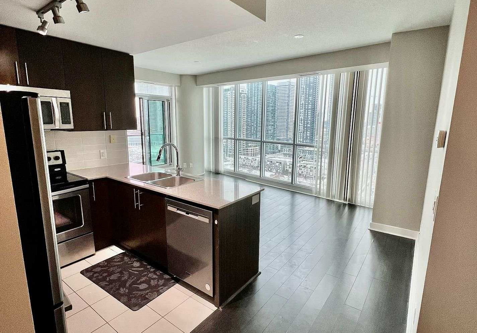 3985-grand-park-drive-mississauga-ontario-w12850076