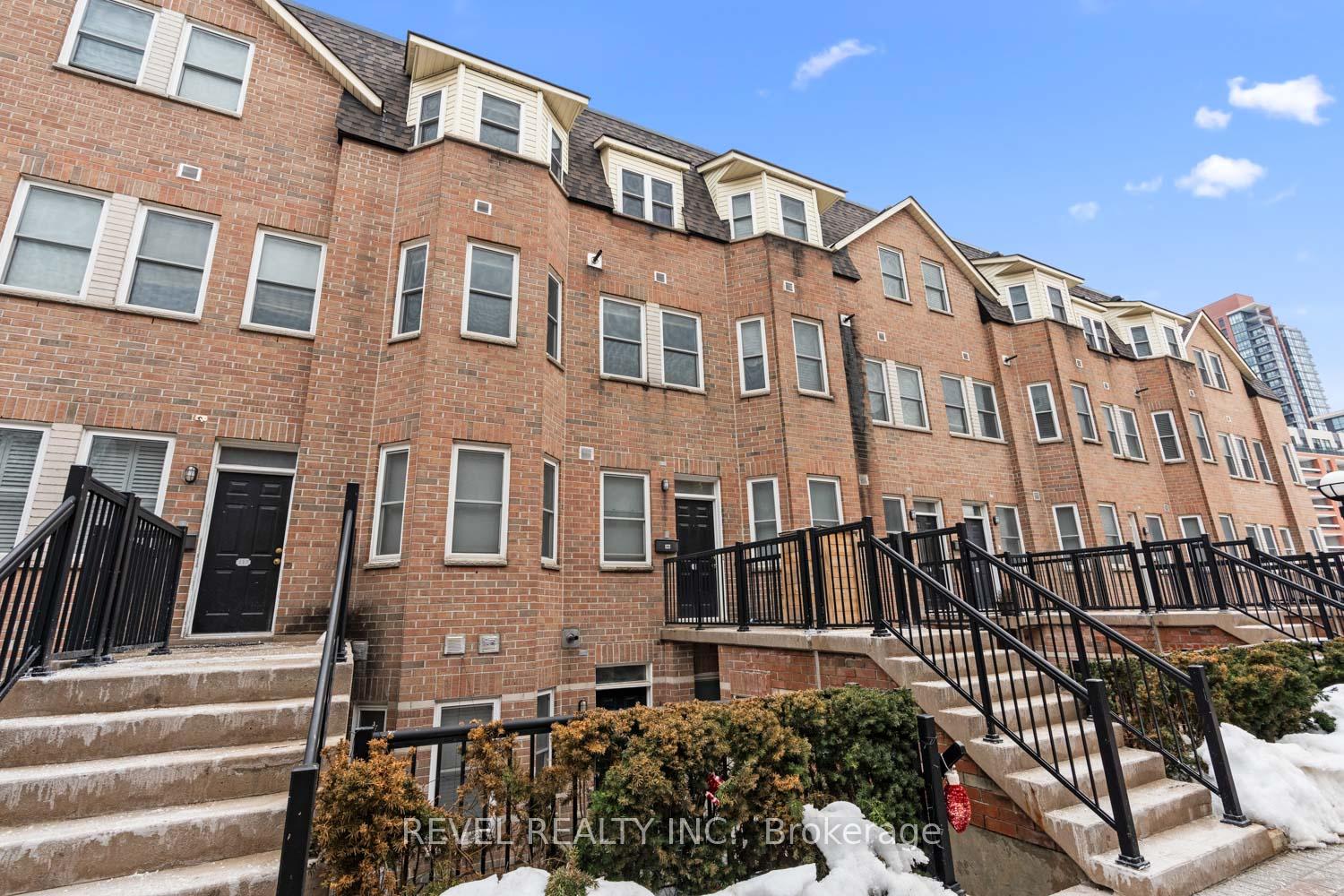 760-lawrence-avenue-w-north-york-ontario-w12850088