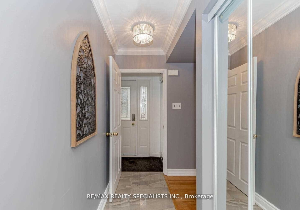 72-dorchesterupper-drive-brampton-ontario-w12850146