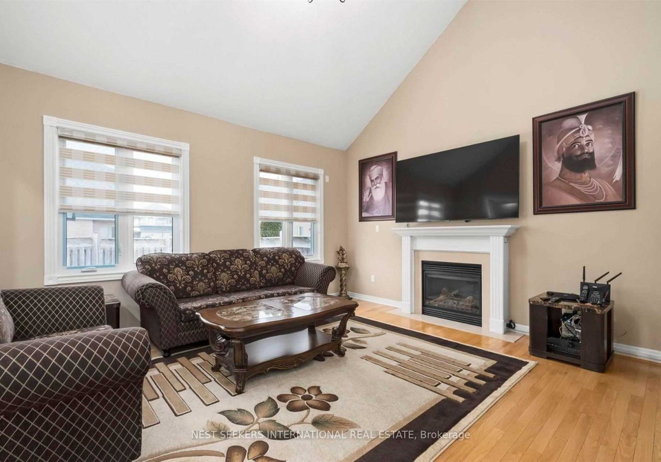 6-onyx-gate-brampton-ontario-w12850298