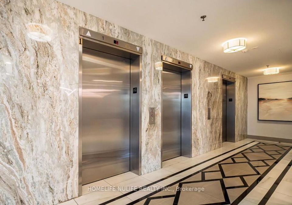 75-king-street-e-mississauga-ontario-w12850676