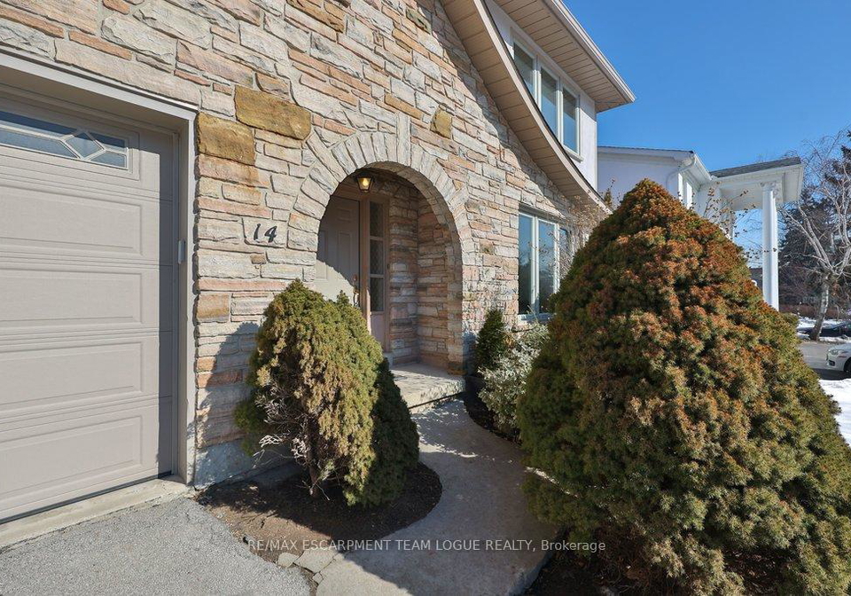 14-poplar-heights-drive-etobicoke-ontario-w12850704