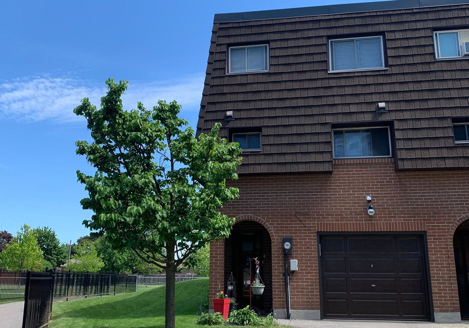 100-darras-court-brampton-ontario-w12851088