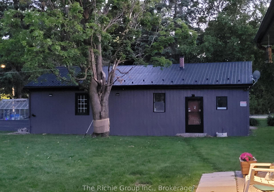 17-travelled-road-caledon-ontario-w12851118