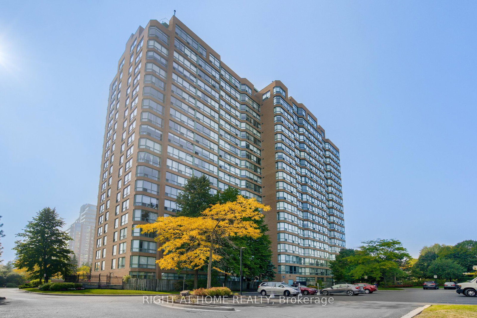 1276-maple-crossing-boulevard-burlington-ontario-w12851314