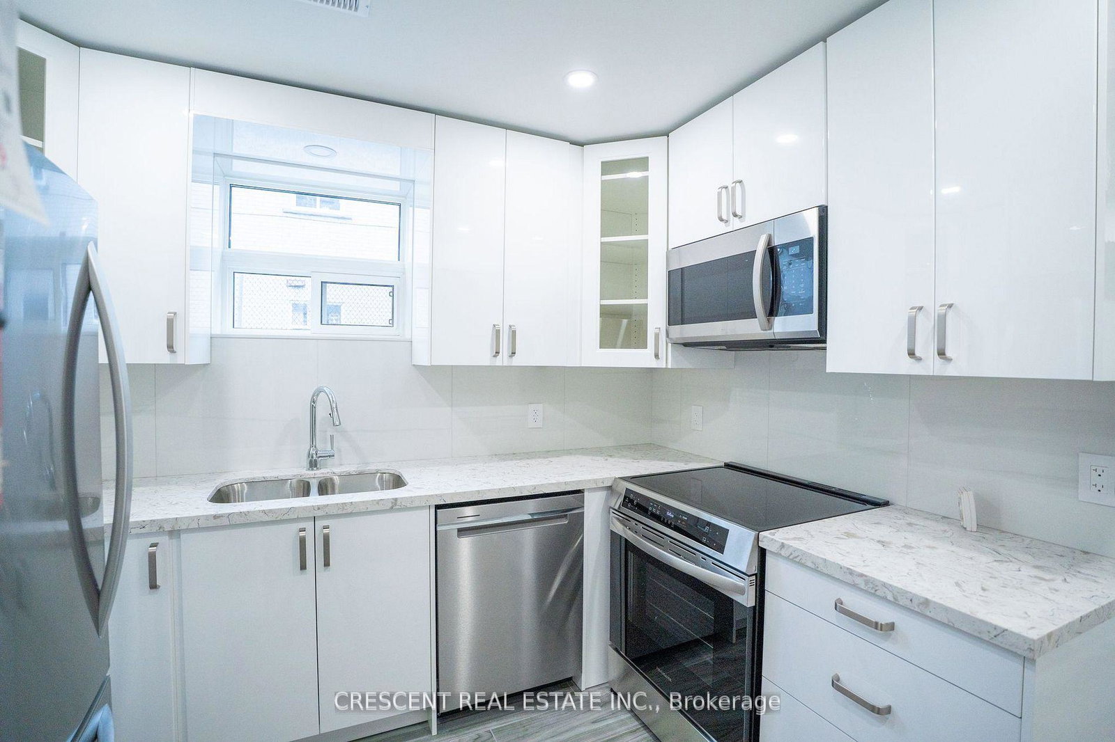 19-queen-street-w-mississauga-ontario-w12851508