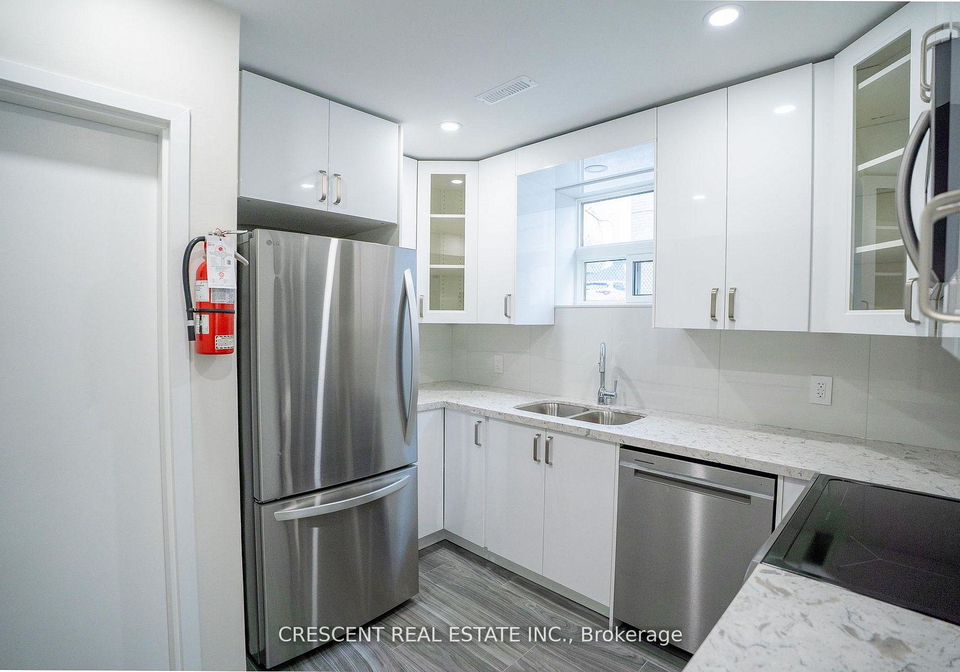 19-queen-street-w-mississauga-ontario-w12851508