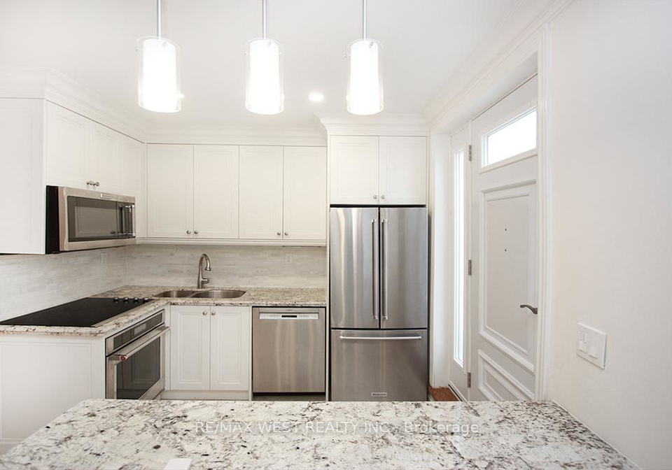 1602-bloor-street-w-toronto-ontario-w12851518