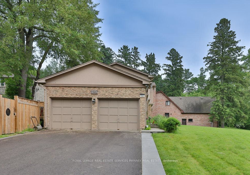 386-pinetree-way-mississauga-ontario-w12851590