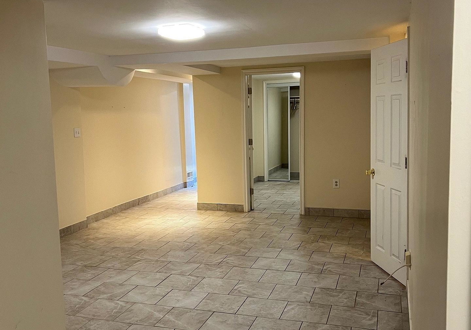 4-pennyroyal-crescent-brampton-ontario-w12851600