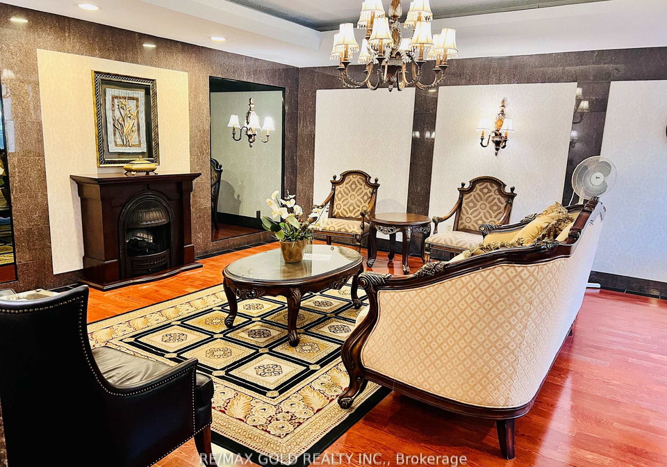 10-malta-avenue-brampton-ontario-w12852044
