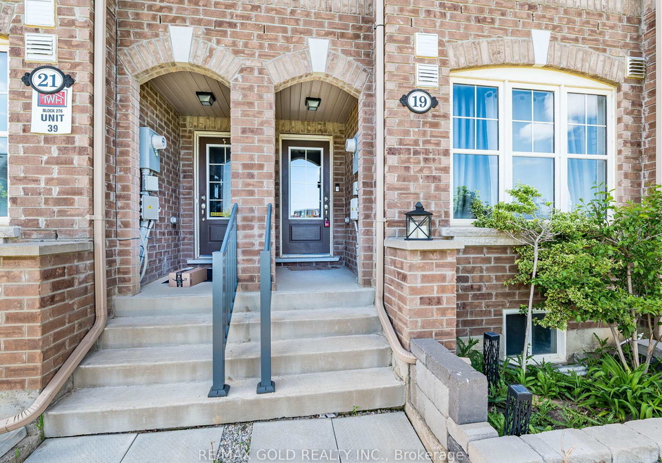 19-sudeley-lane-brampton-ontario-w12852232