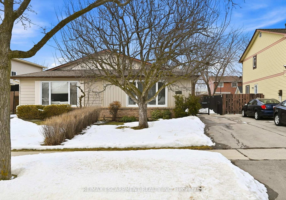 2223-manchester-drive-burlington-ontario-w12852236