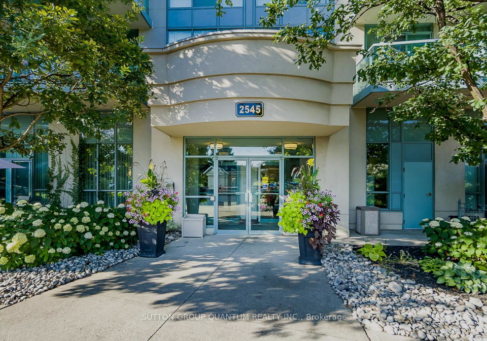 2545-erin-centre-boulevard-mississauga-ontario-w12852300