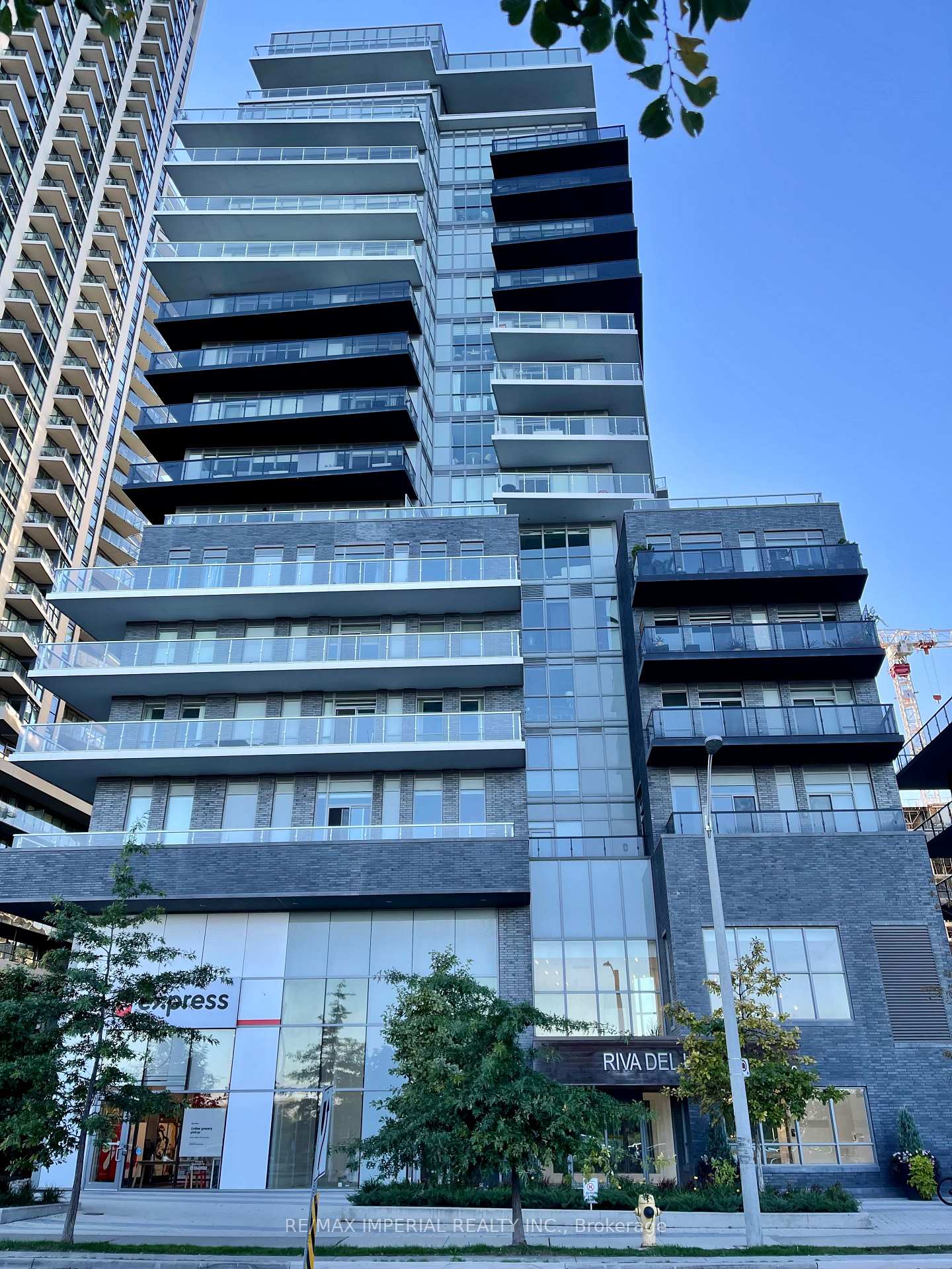 110-marine-parade-drive-etobicoke-ontario-w12852346