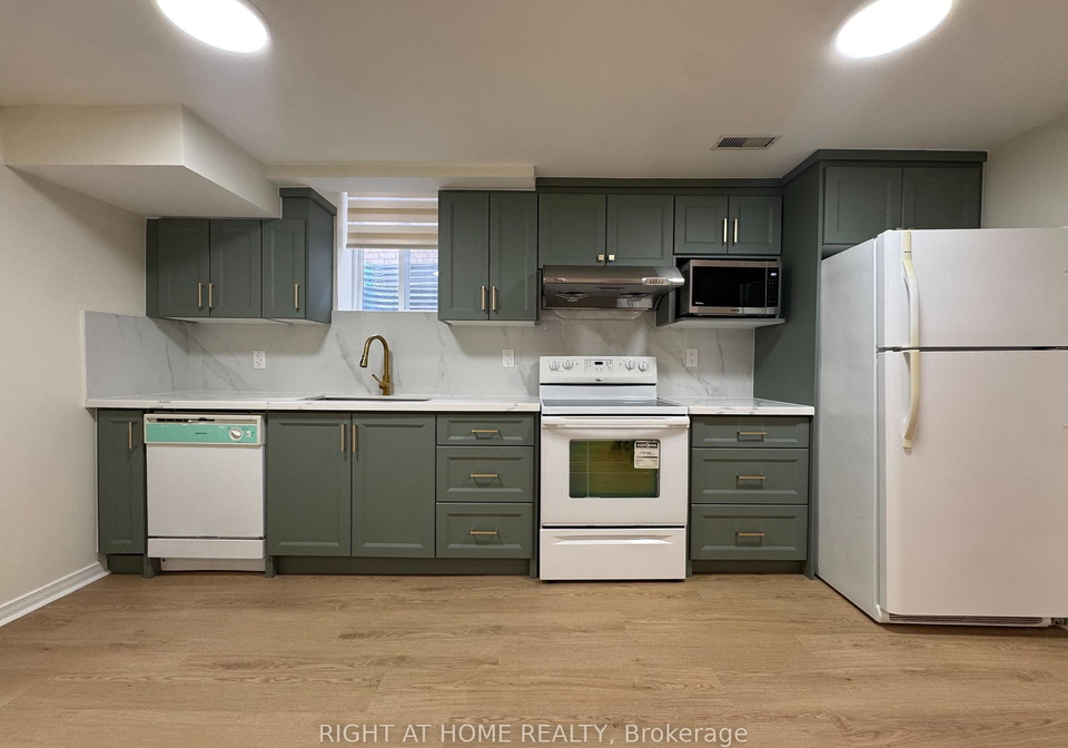 2889-galleon-crescent-mississauga-ontario-w12852590