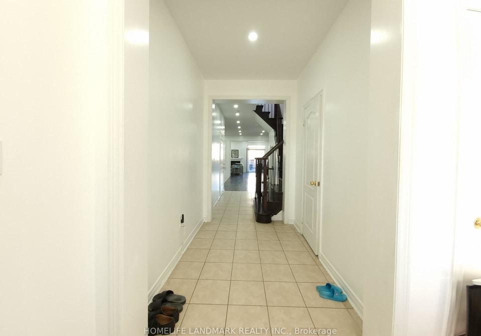 63-lorenzo-circle-brampton-ontario-w12852626