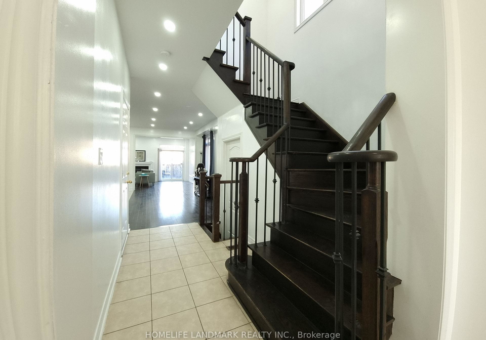 63-lorenzo-circle-brampton-ontario-w12852626