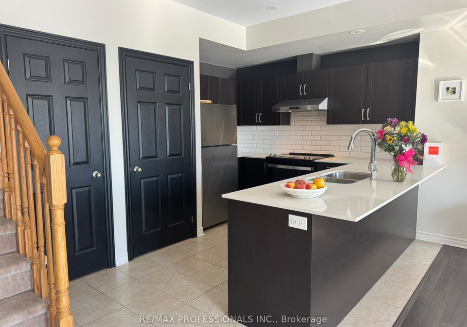2420-baronwood-drive-oakville-ontario-w12852868
