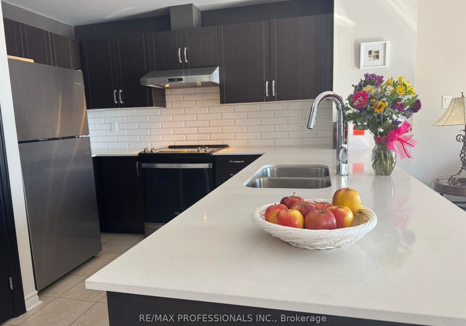 2420-baronwood-drive-oakville-ontario-w12852868