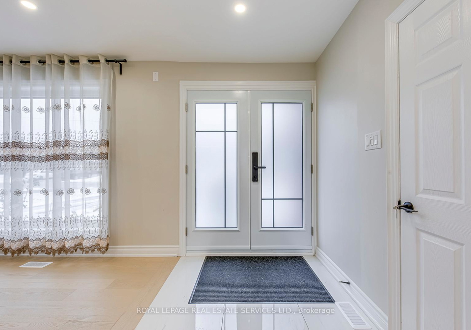 2420-raymore-drive-burlington-ontario-w12853088
