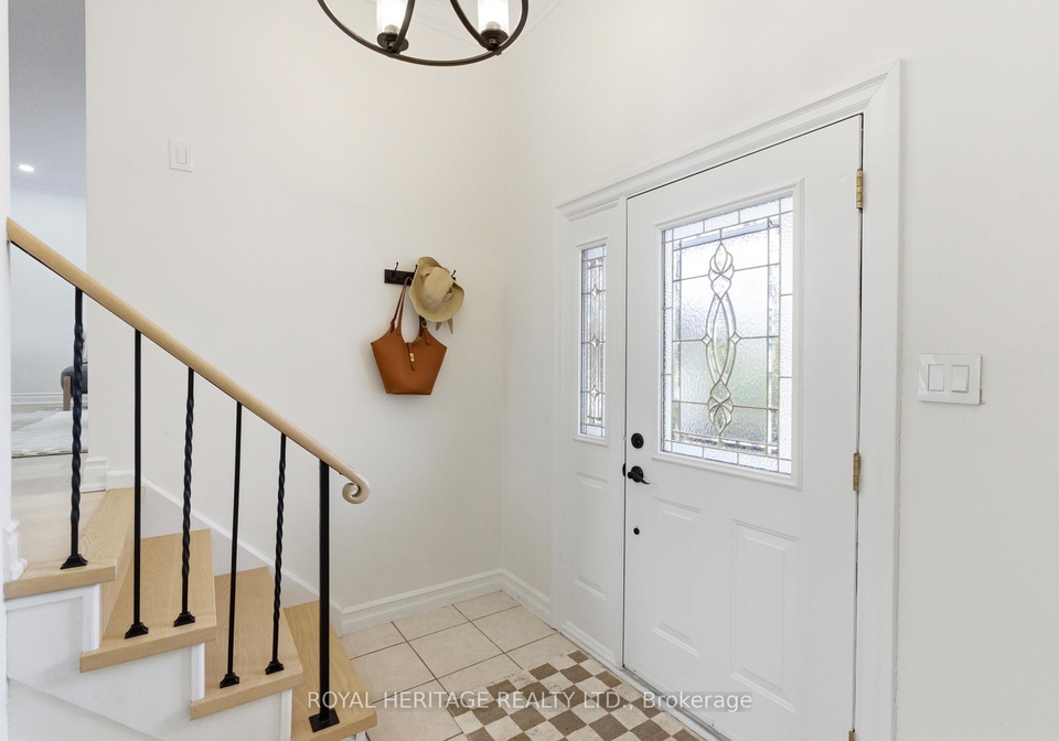 502-shannon-crescent-burlington-ontario-w12853112