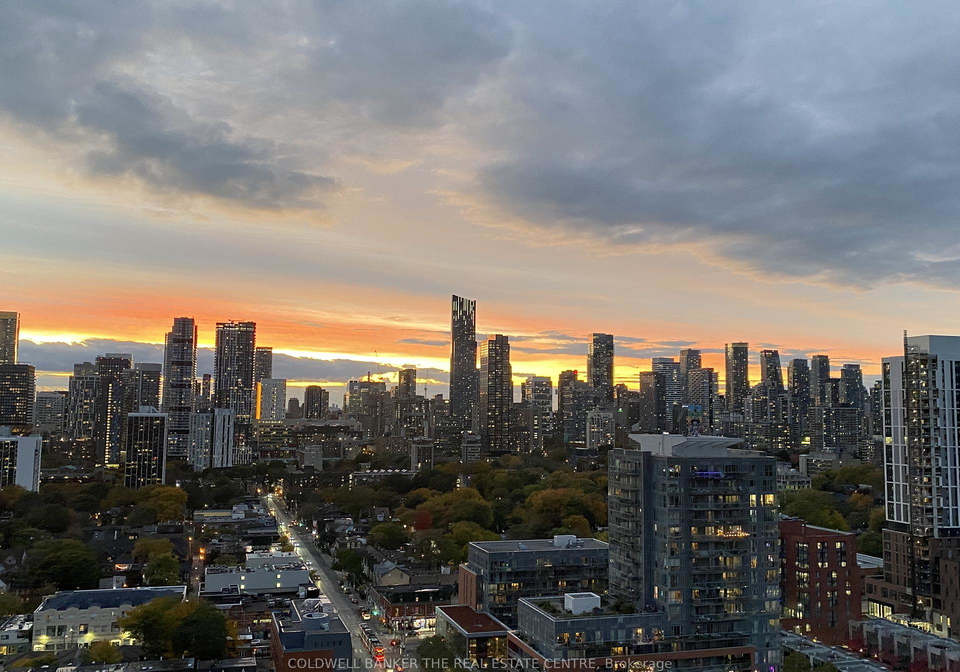 830-lawrence-avenue-w-north-york-ontario-w12853398