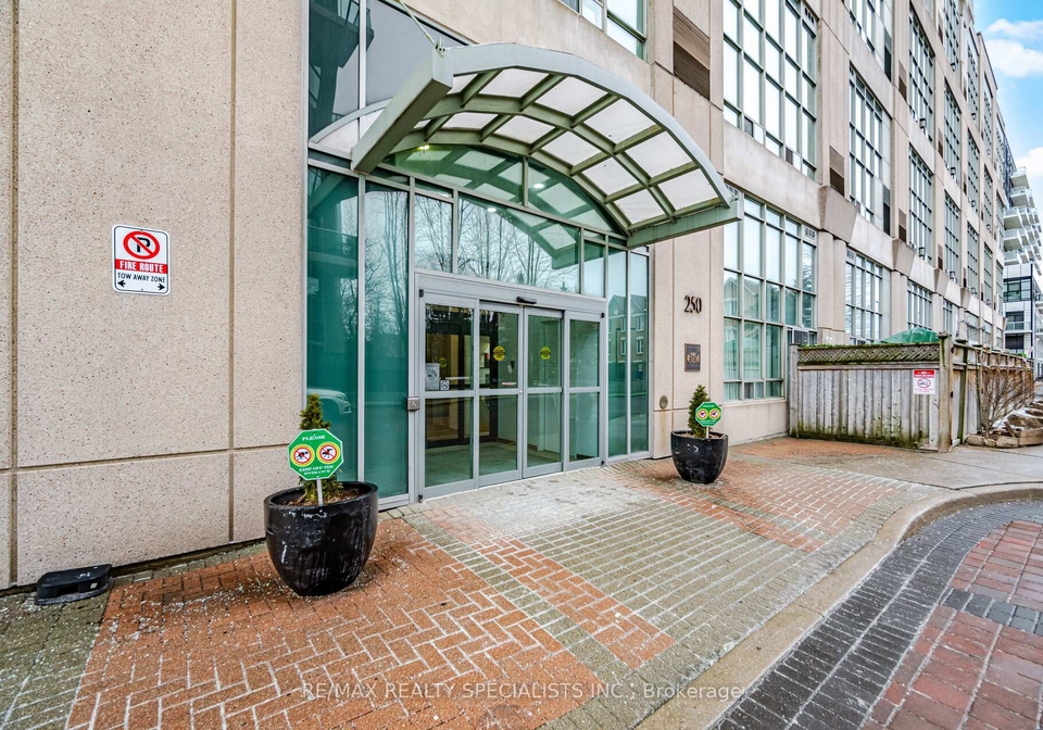 250-manitoba-street-etobicoke-ontario-w12854358