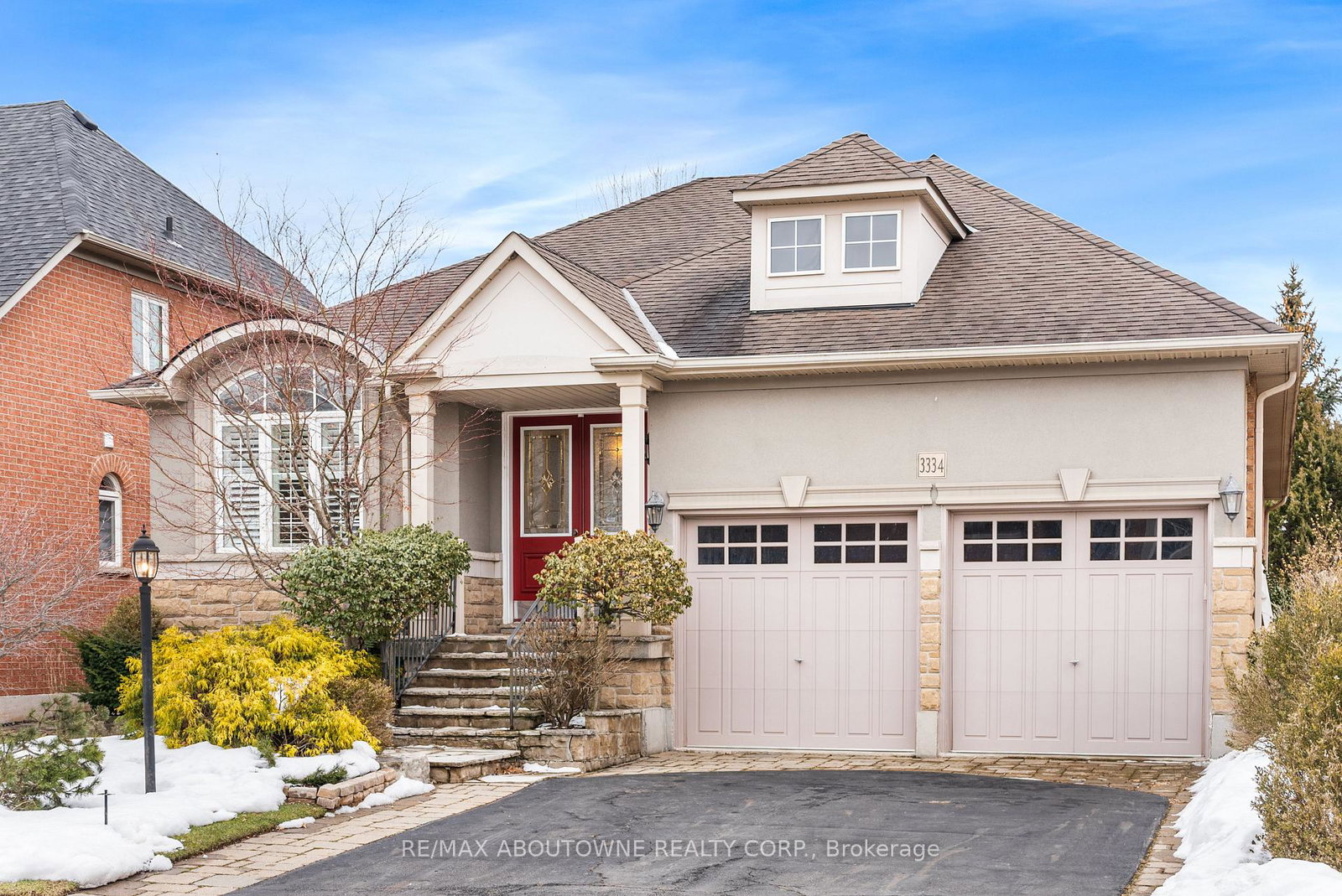 3334-fox-run-circle-oakville-ontario-w12854368