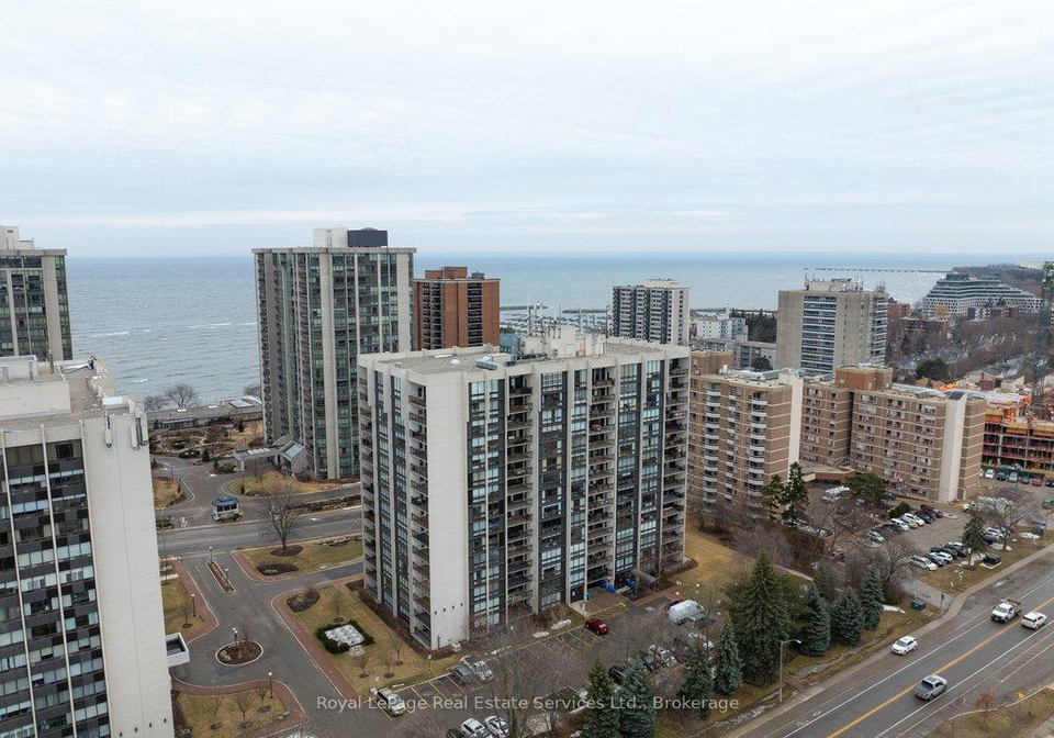 2185-marine-drive-oakville-ontario-w12854396