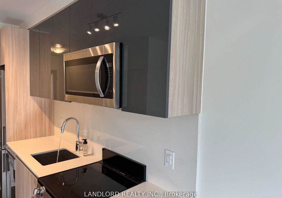 11-maryport-avenue-york-ontario-w12854732
