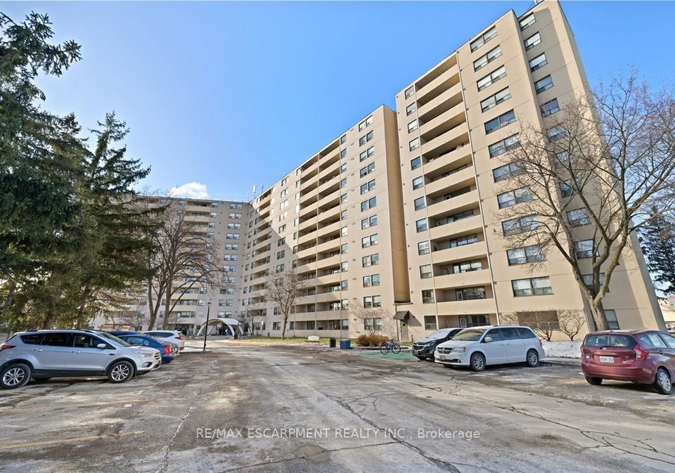 700-dynes-road-burlington-ontario-w12854894