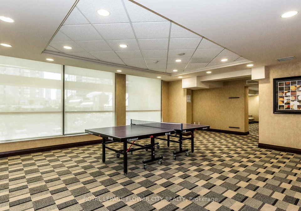 208-enfield-place-mississauga-ontario-w12854934