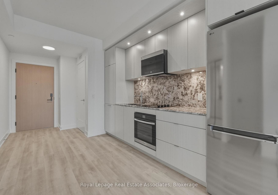 60-central-park-roadway-etobicoke-ontario-w12855320
