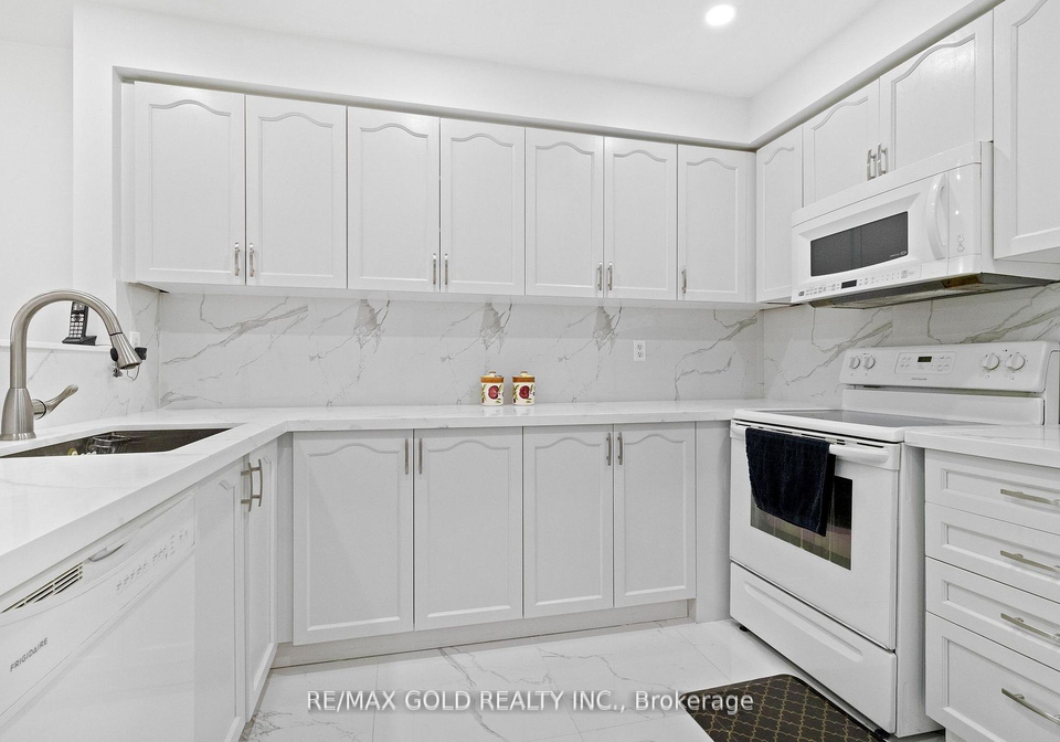 40-blue-spruce-street-brampton-ontario-w12855598