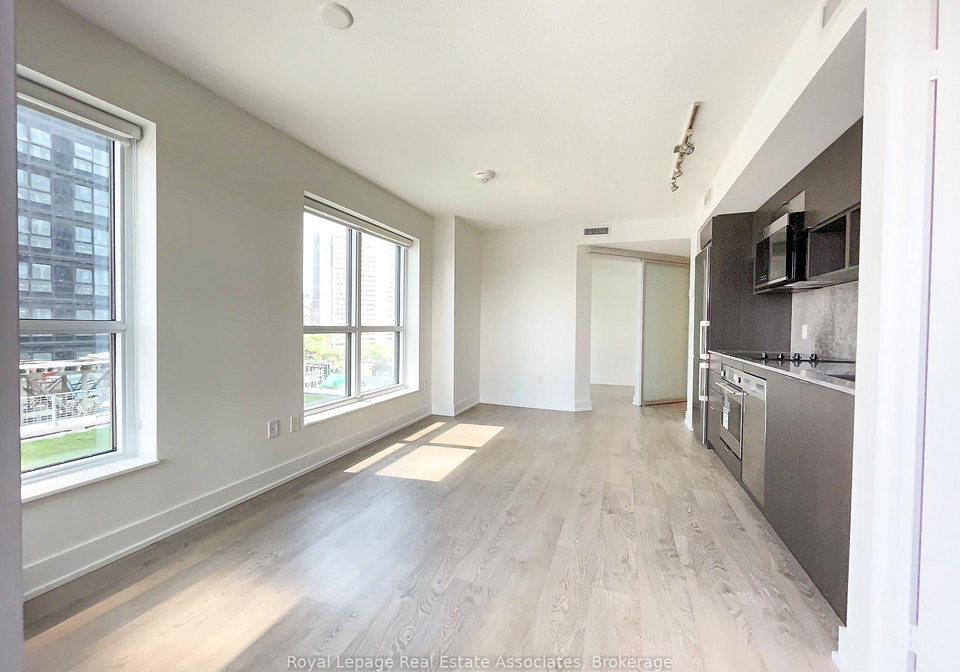 7-mabelle-avenue-etobicoke-ontario-w12855756