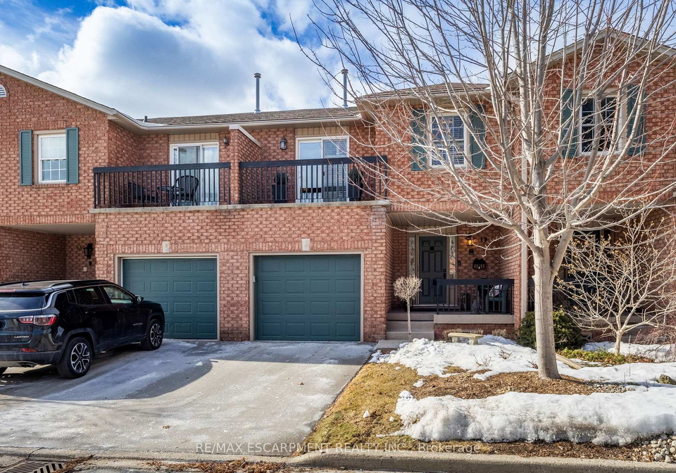 1205-lambs-court-burlington-ontario-w12855764