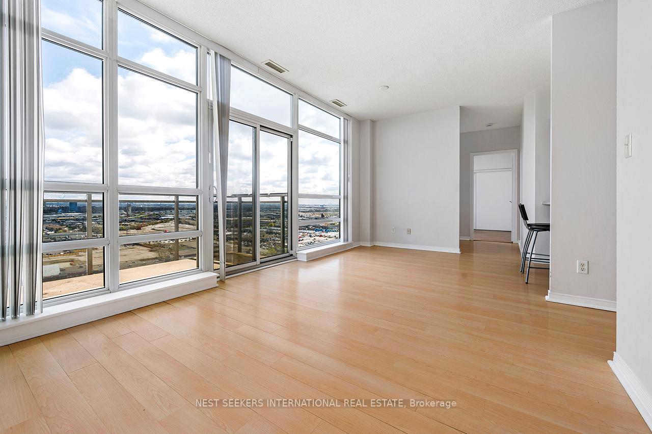 215-queen-street-e-brampton-ontario-w12855912