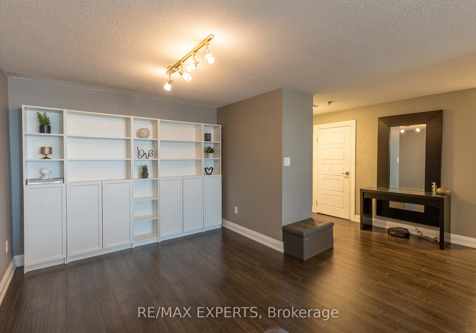 3-rowntree-road-etobicoke-ontario-w12856000