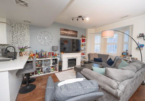 760-lawrence-avenue-w-north-york-ontario-w12856212