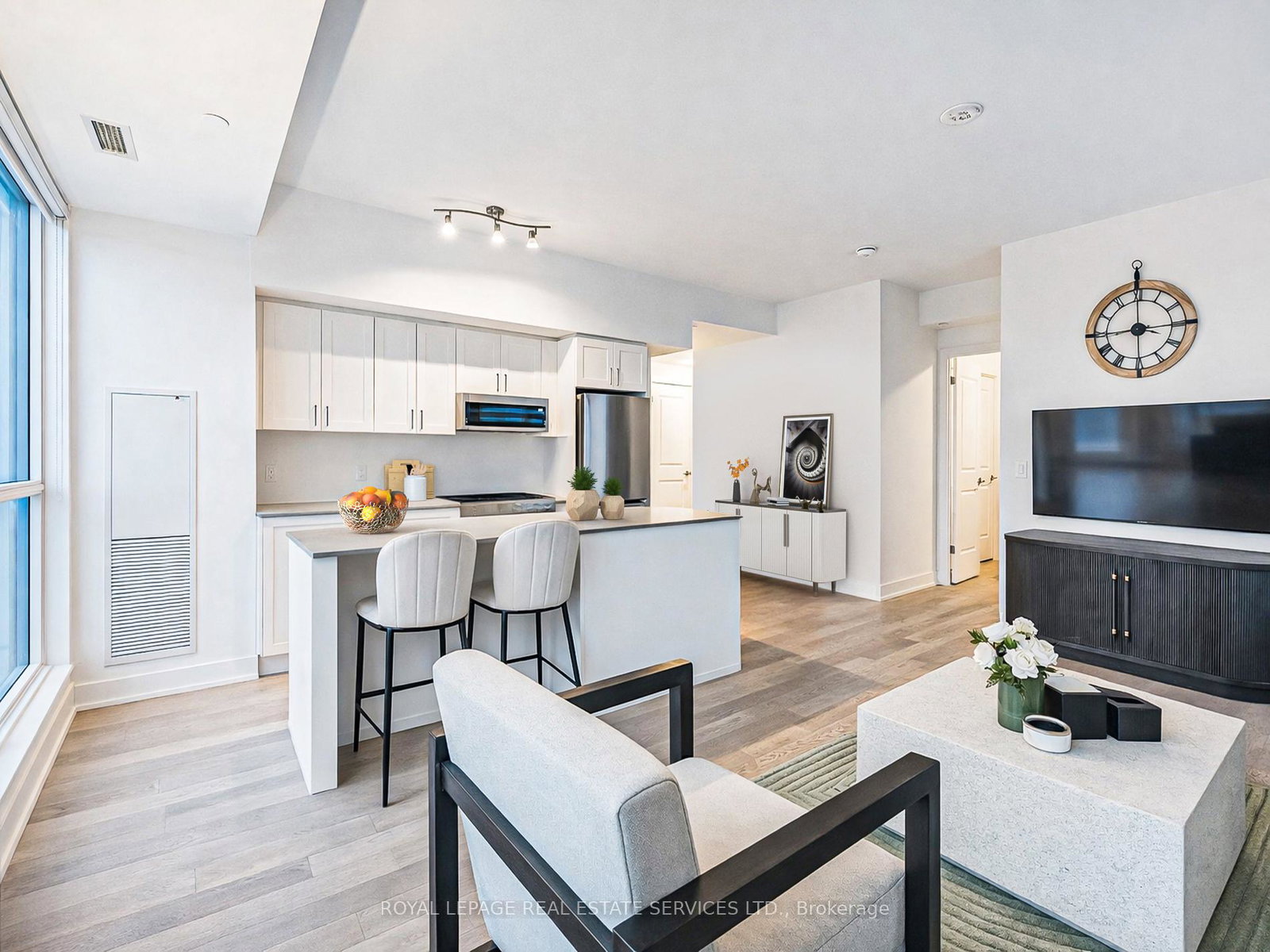 1063-douglas-mccurdy-common-mississauga-ontario-w12856320