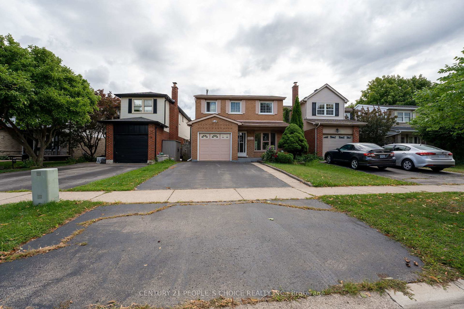 2247-silverbirch-court-burlington-ontario-w12856344