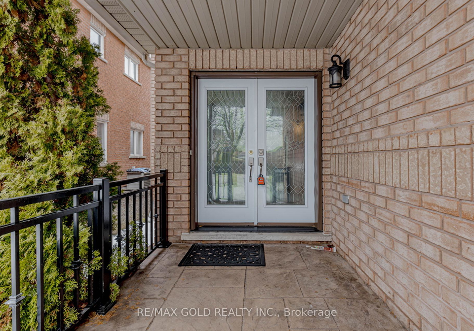 64-mossgrove-crescent-brampton-ontario-w12856634