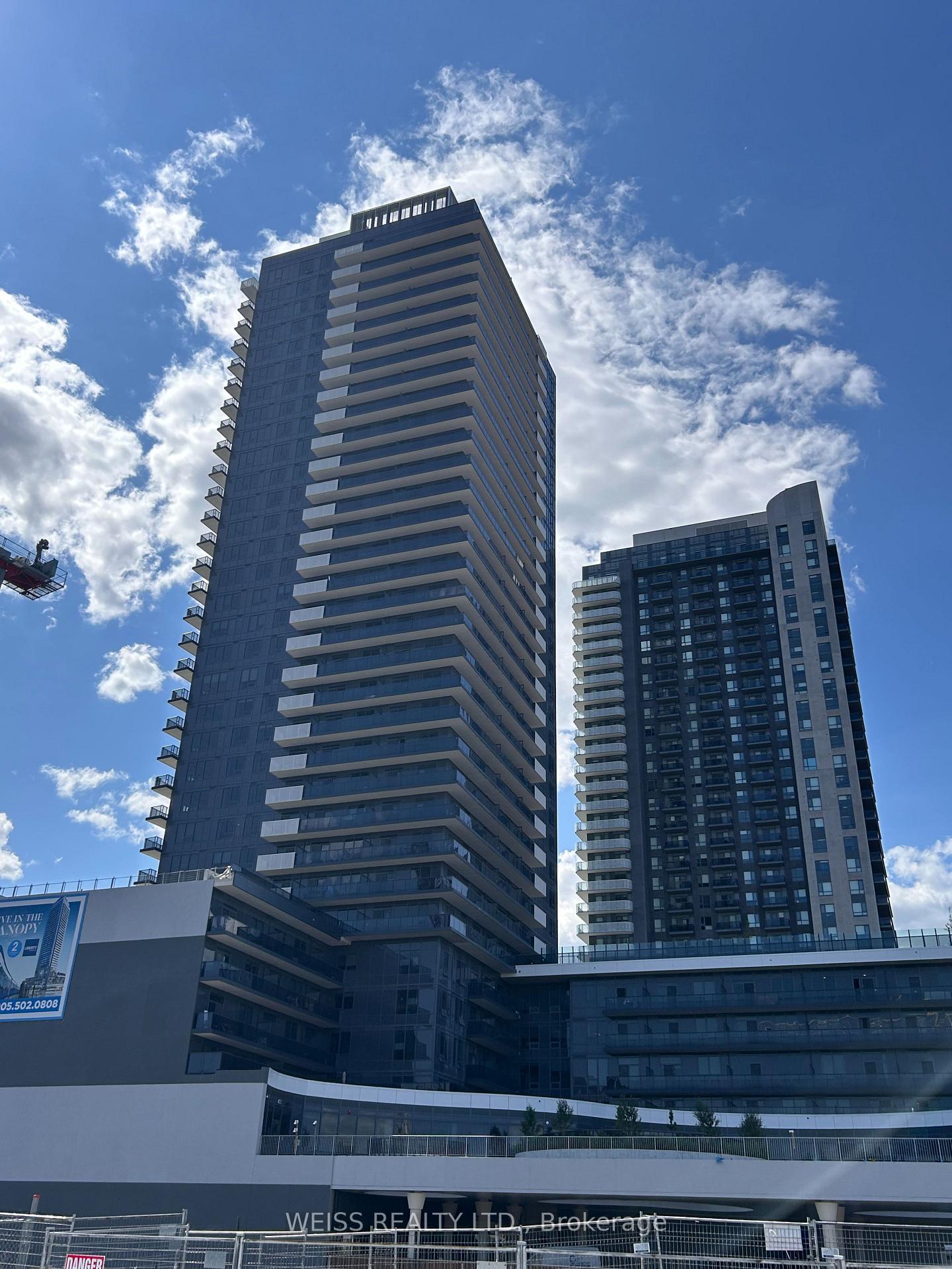 5105-hurontario-street-mississauga-ontario-w12857014