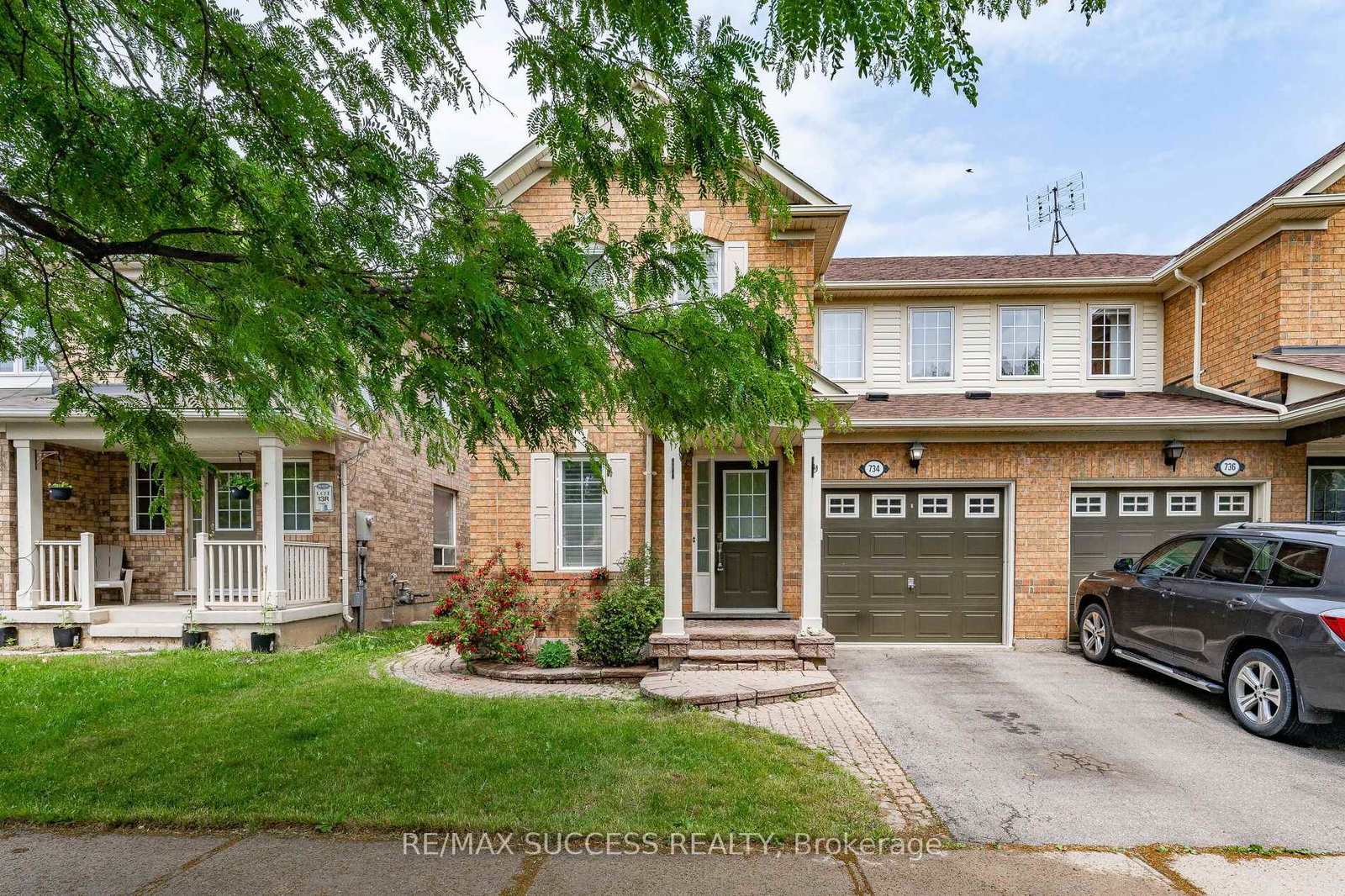 734-edwards-avenue-milton-ontario-w12857198