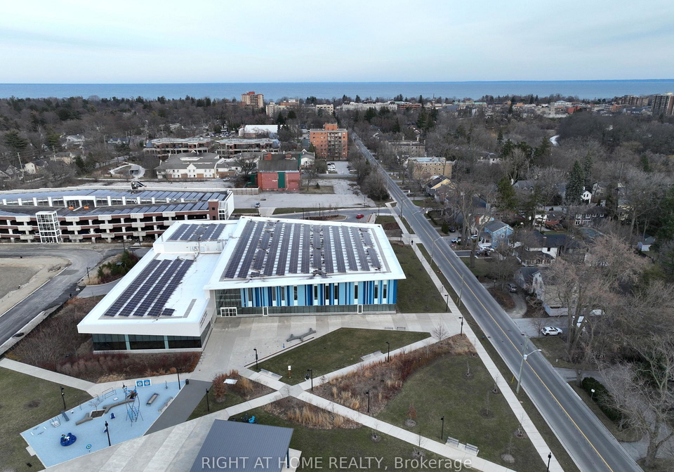 288-reynolds-street-oakville-ontario-w12857206