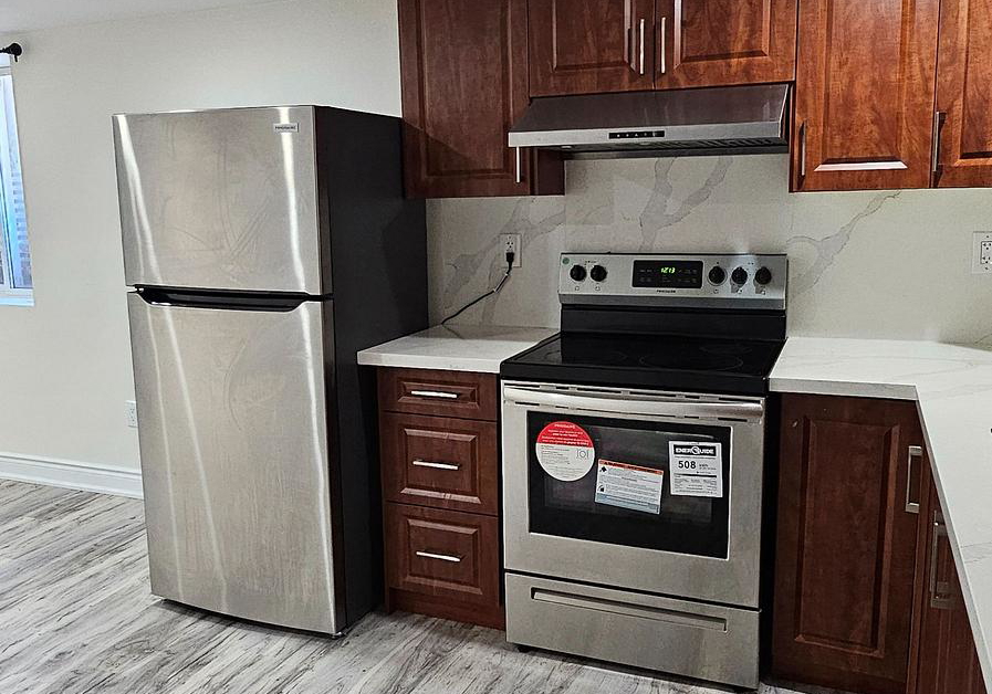 5439-cornwall-crescent-burlington-ontario-w12857376