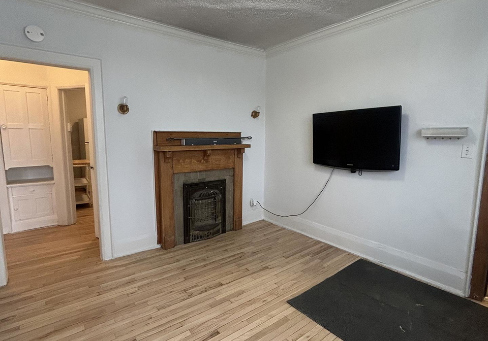 28-springhurst-avenue-toronto-ontario-w12857426