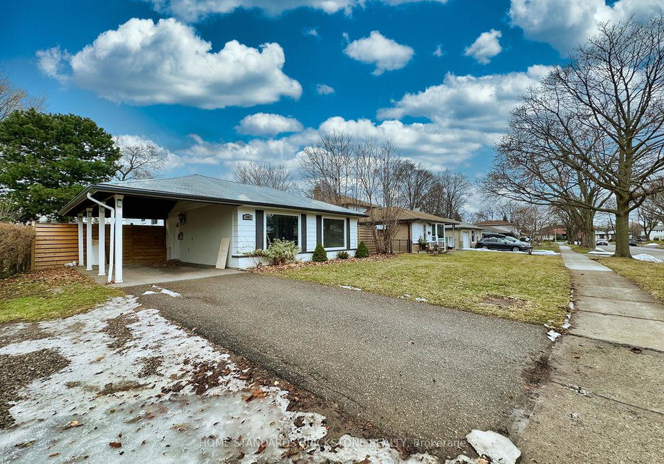 1360-glen-rutley-circle-mississauga-ontario-w12857686