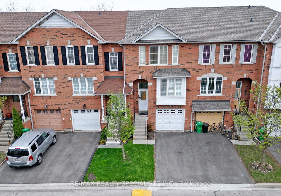 2-clay-brick-court-brampton-ontario-w12857696